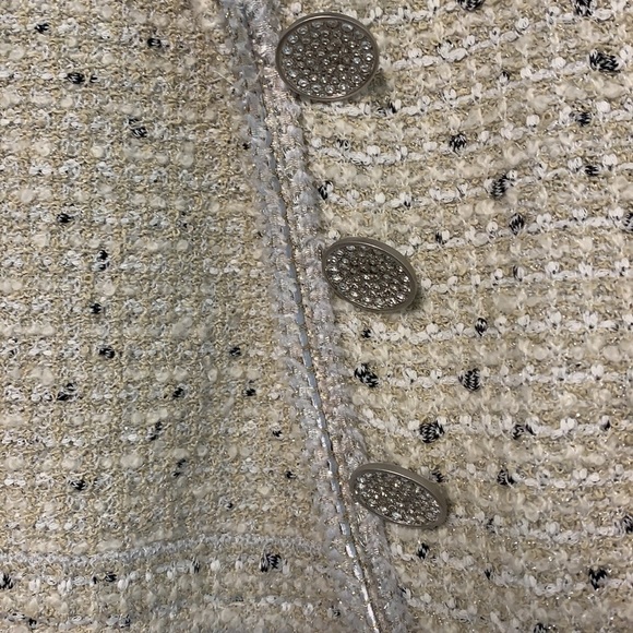 St. John Couture size 12 blazer with sparkle! Shoulder pads. tweed type - Picture 2 of 14